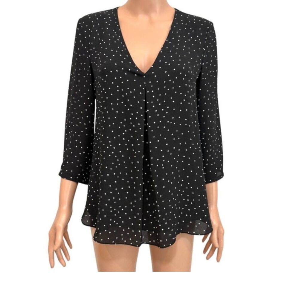 WHBM 4 polka dot pleat front curve hem blouse tunic top TB 3593